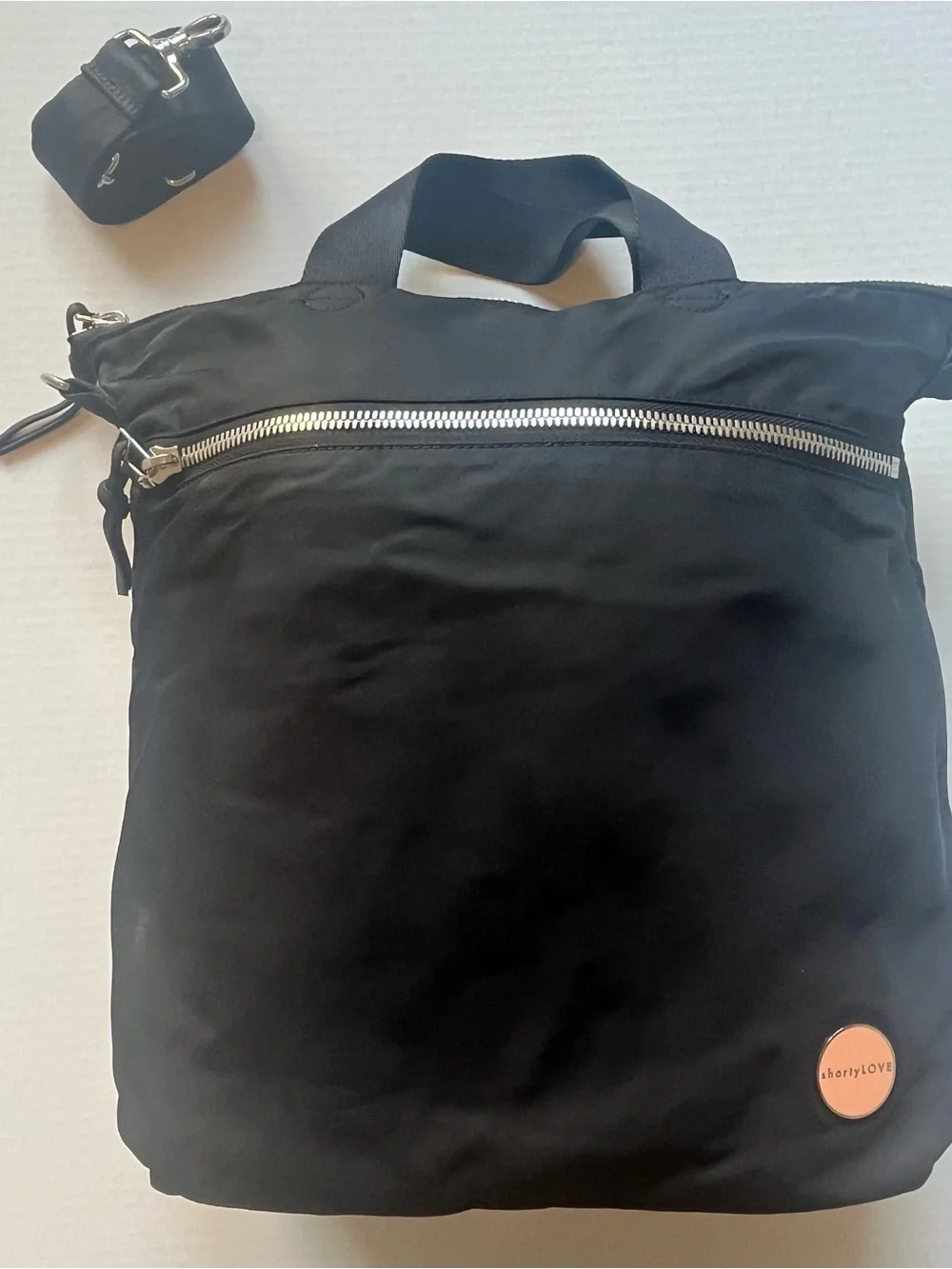 shortyLOVE Wonder Large Crossbody Tote Travel Bag - Picture 9 of 9